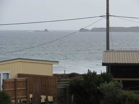 Sunderland Retreat Phillip Island - Accommodation Redcliffe 1