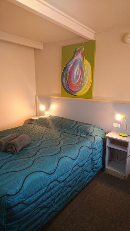Sunflower Motel - Accommodation Redcliffe 3