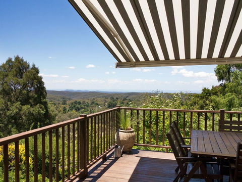 Sunrise House - Accommodation Redcliffe 2