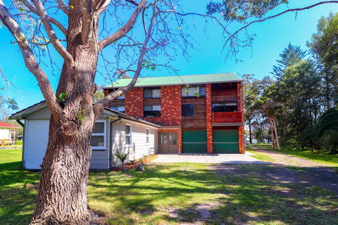Sunset Lodge - Accommodation Redcliffe 1