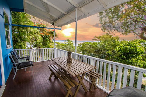 Sunset Villa - Accommodation Redcliffe 1