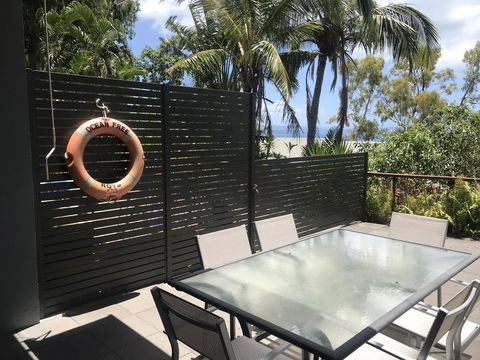 Sunset Waters 10 - Accommodation Redcliffe 0
