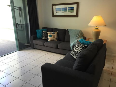 Sunset Waters 10 - Accommodation Redcliffe 3