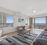 Sunshine Towers Holiday Apartments - Accommodation Redcliffe