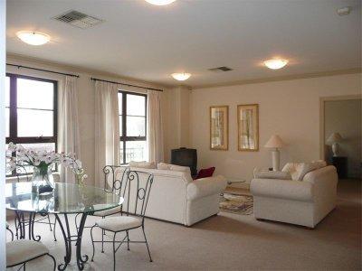Superb Stay In Adelaides East End - Accommodation Redcliffe 2