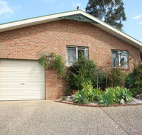 Surf Beach on Eric - Accommodation Redcliffe