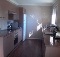 Surf Mist - Accommodation Redcliffe