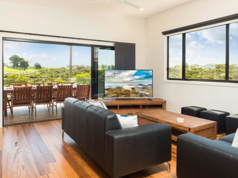 Surf Mist - Accommodation Redcliffe 2