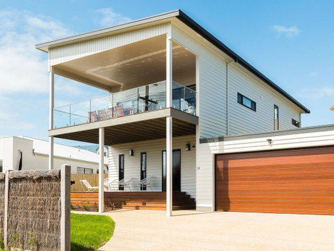 Surf Mist - Accommodation Redcliffe 0