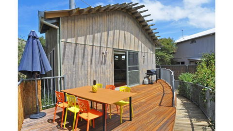 SURF SOUNDS - Accommodation Redcliffe 0