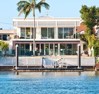 Surfers Paradise Escape - Waterfront House - Accommodation Redcliffe