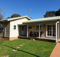 Sutton Forest Cottage - Accommodation Redcliffe