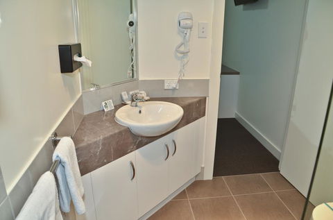 Swagsman Motel - Accommodation Redcliffe 3