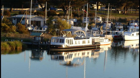 Swamp Fox Luxury 2BR Dutch Barge - Accommodation Redcliffe 0