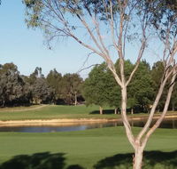 Sweet Home by the Golf Course - Accommodation Redcliffe