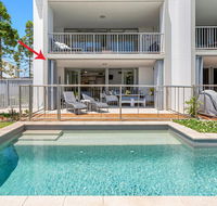 SWIM UP DRIFT APARTMENT 12 South - Accommodation Redcliffe