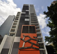 Sydney 1 Bed Modern Self Contained Apartment 402ALB - Accommodation Redcliffe