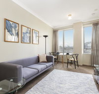Sydney CBD 1 Bedroom Self-Contained Apartment with Spectacular Sydney Harbour View 1312 BRG - Accommodation Redcliffe