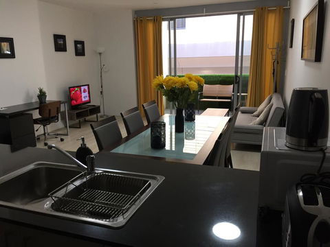 Sydney CBD Family Home - Accommodation Redcliffe 0