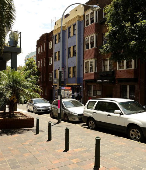 Sydney Central Backpackers - Accommodation Redcliffe 3