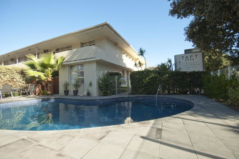 Taft Motor Inn - Accommodation Redcliffe 0