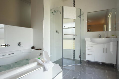 Talga Estate - Accommodation Redcliffe 2