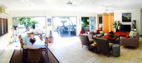 Tali Oak Beach House - Accommodation Redcliffe 3