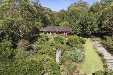 Taliesin - Beautiful 4 Bedroom Home With Amazing Views! - Accommodation Redcliffe 2