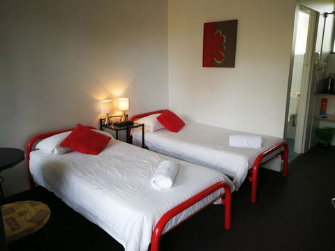 Tamar Cove Motel - Accommodation Redcliffe 3