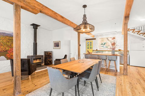 TARALGA TERRACES - Accommodation Redcliffe 2