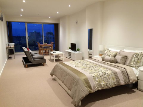 Tasha's Apartments On Morphett - Accommodation Redcliffe 0