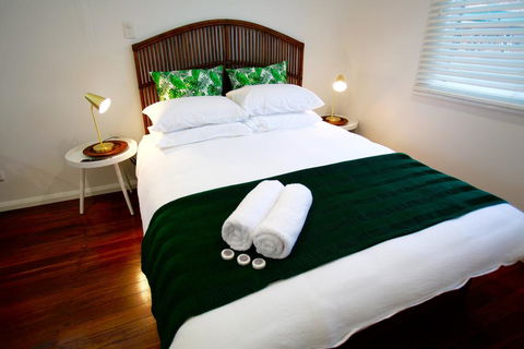 Tea Gardens Hotel - Accommodation Redcliffe 0