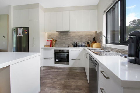 Telluride - Accommodation Redcliffe 3