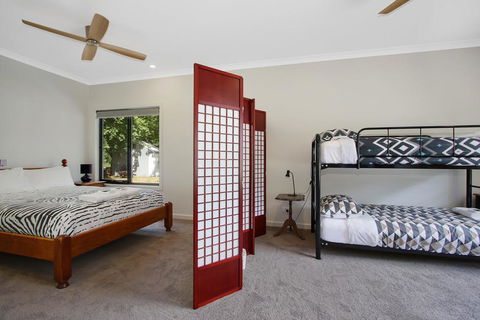 Telluride - Accommodation Redcliffe 0