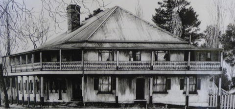 Tenterfield Lodge - Accommodation Redcliffe 2