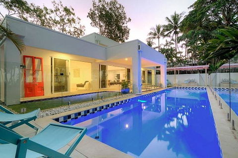 Tenterfield On Oak - Accommodation Redcliffe 2