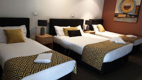 Tenterfield Tavern And Motor Inn - Accommodation Redcliffe 1