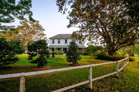 Terragong 1858 - Accommodation Redcliffe 2