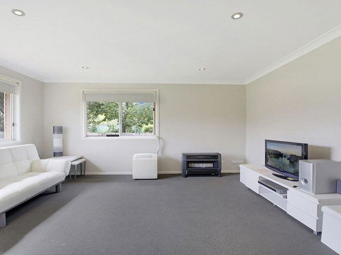 That Pink House! - Comfortable Home Away From Home - Accommodation Redcliffe 1