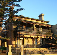 The 'Cloisters' apartment at Albert Hall - Accommodation Redcliffe