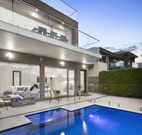 The Aston - Accommodation Redcliffe