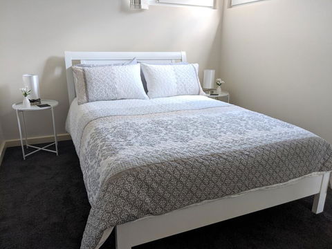 The Beach House - Accommodation Redcliffe 3
