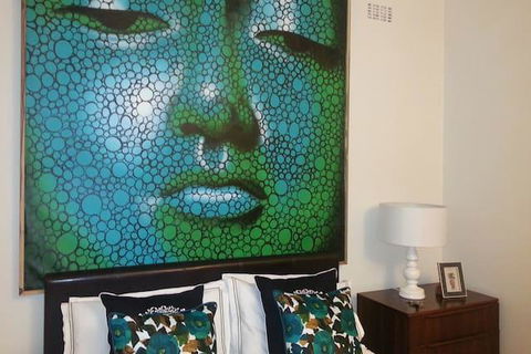 The Beach House Apartment - Accommodation Redcliffe 2