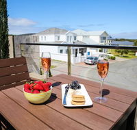 The Beach House At Bayside - Accommodation Redcliffe