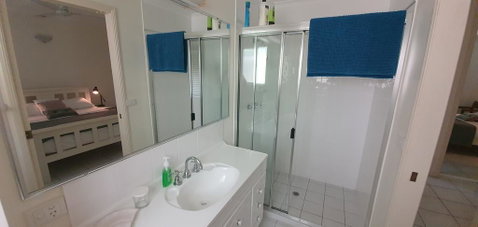 The Beach Place - Accommodation Redcliffe 2