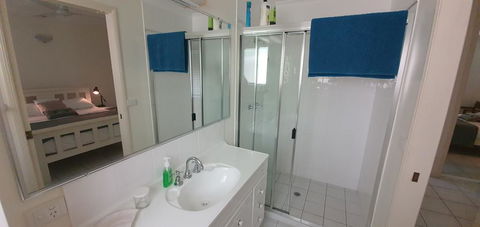 The Beach Place - Accommodation Redcliffe 2