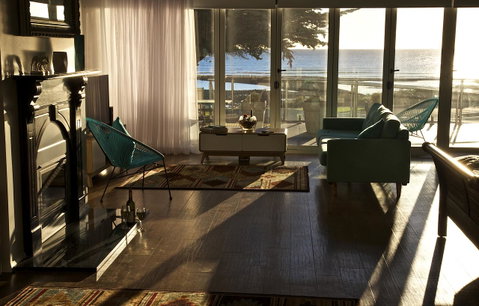 Penguin Beachfront Apartments - Accommodation Redcliffe 0