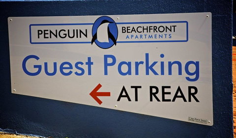 Penguin Beachfront Apartments - Accommodation Redcliffe 21