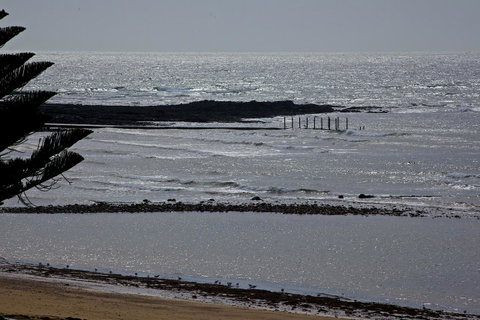 Penguin Beachfront Apartments - Accommodation Redcliffe 15