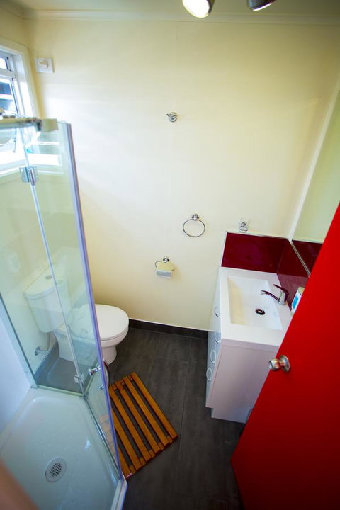 Apartment ONE - Accommodation Redcliffe 11